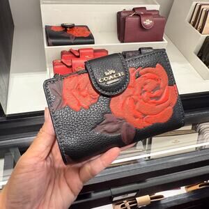 Coach Medium Corner Zip Wallet With Floral Print CCL63 Black/Red